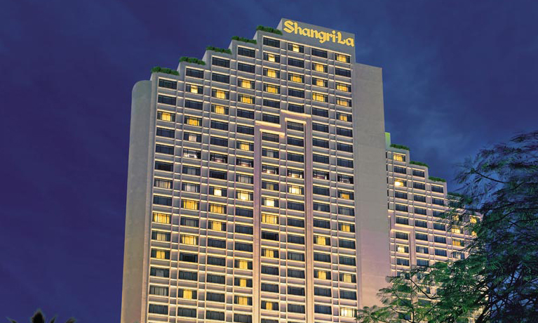 Shangri-La Hotel, Jakarta hotel exterior